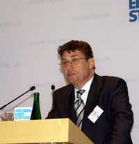 Dr. Ditmar Staffelt